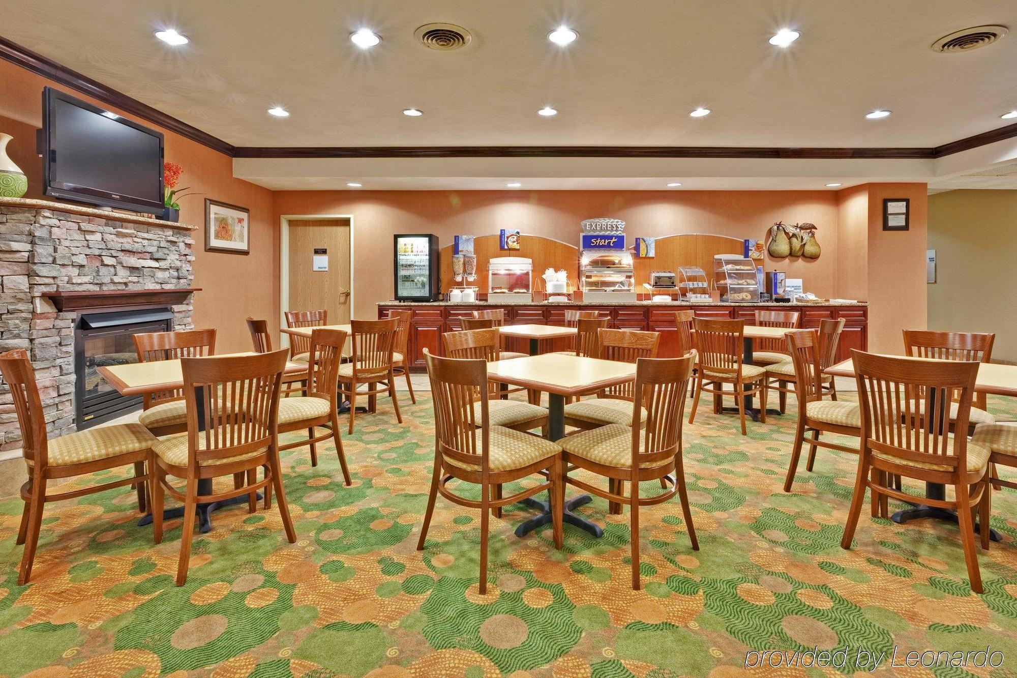 Holiday Inn Express Winfield - Teays Valley Hurricane Kültér fotó