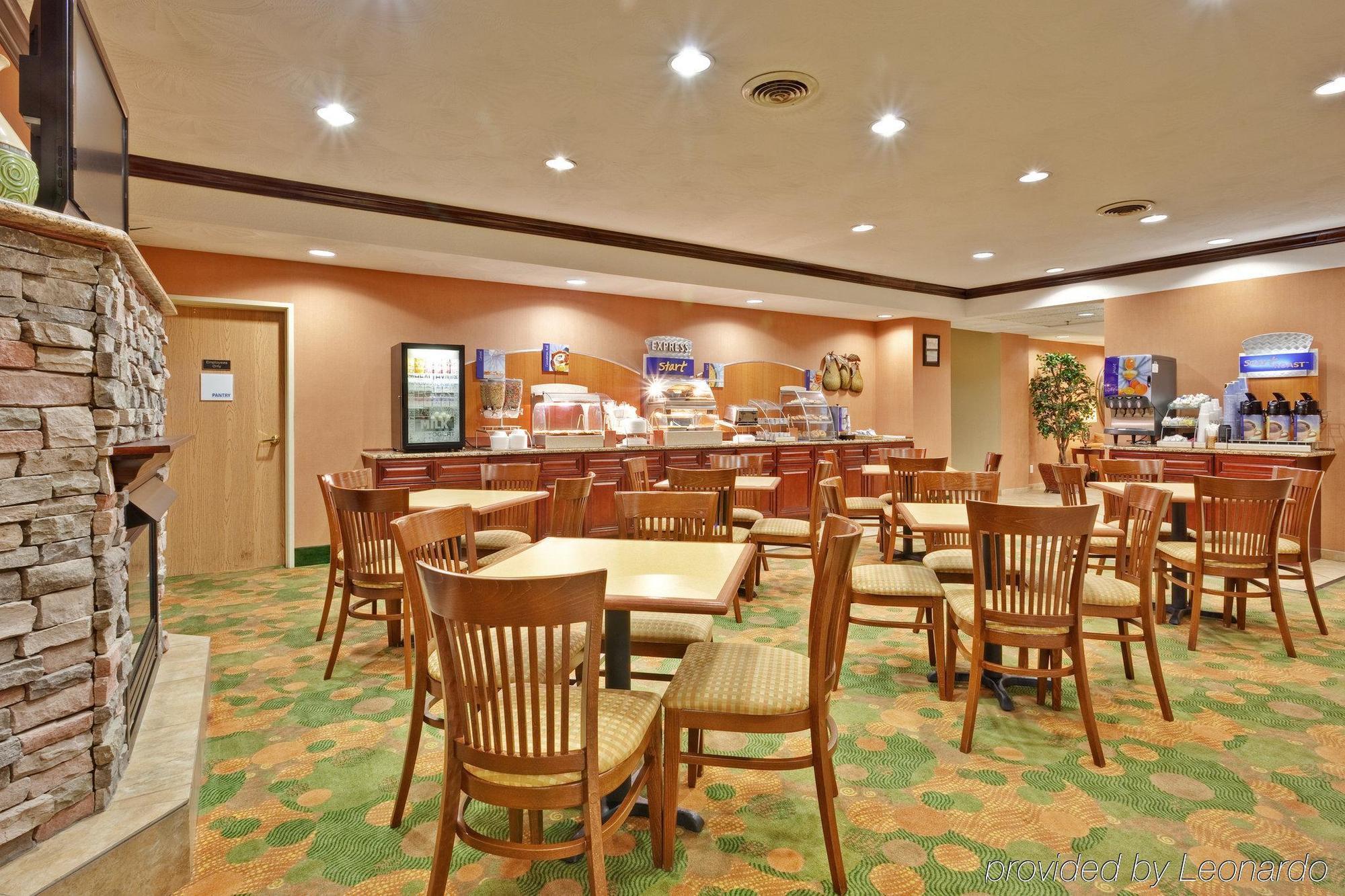 Holiday Inn Express Winfield - Teays Valley Hurricane Étterem fotó