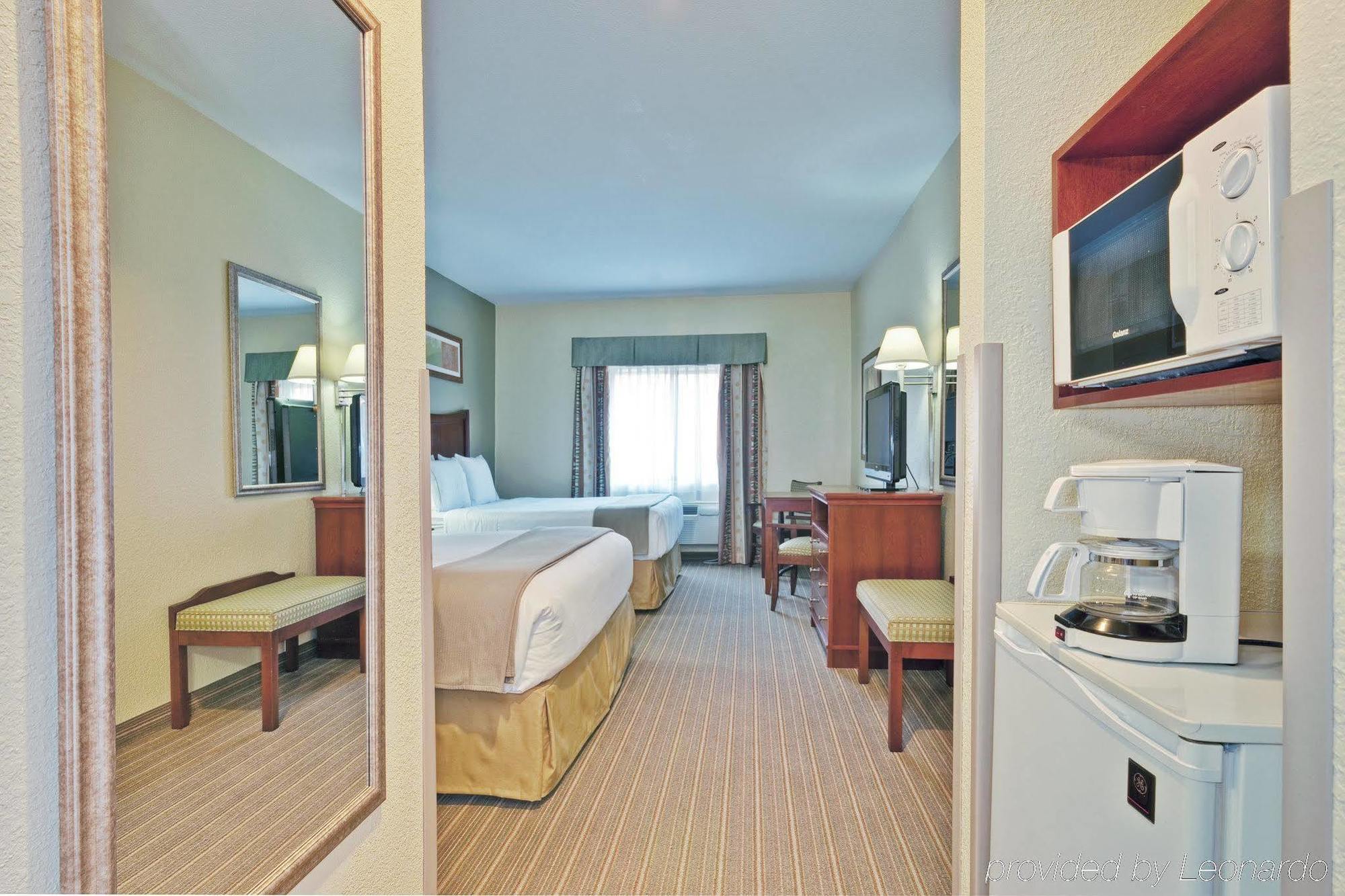 Holiday Inn Express Winfield - Teays Valley Hurricane Kültér fotó