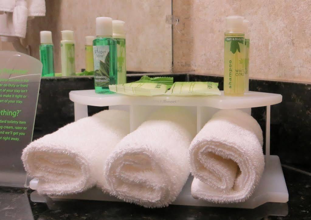 Holiday Inn Express Winfield - Teays Valley Hurricane Kültér fotó