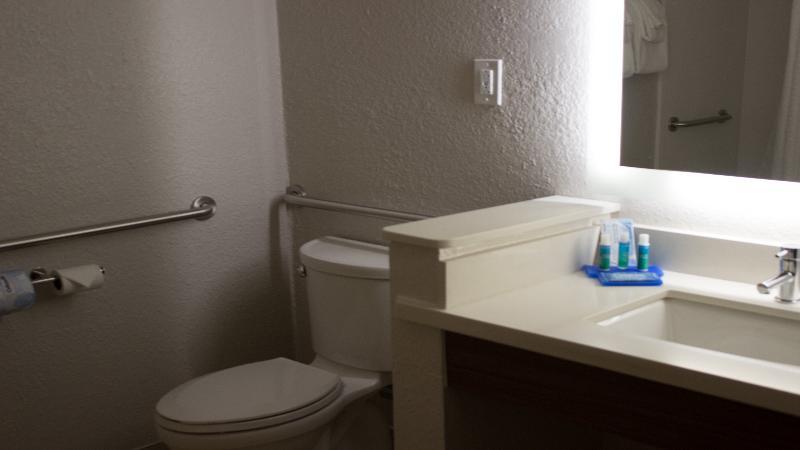 Holiday Inn Express Winfield - Teays Valley Hurricane Kültér fotó