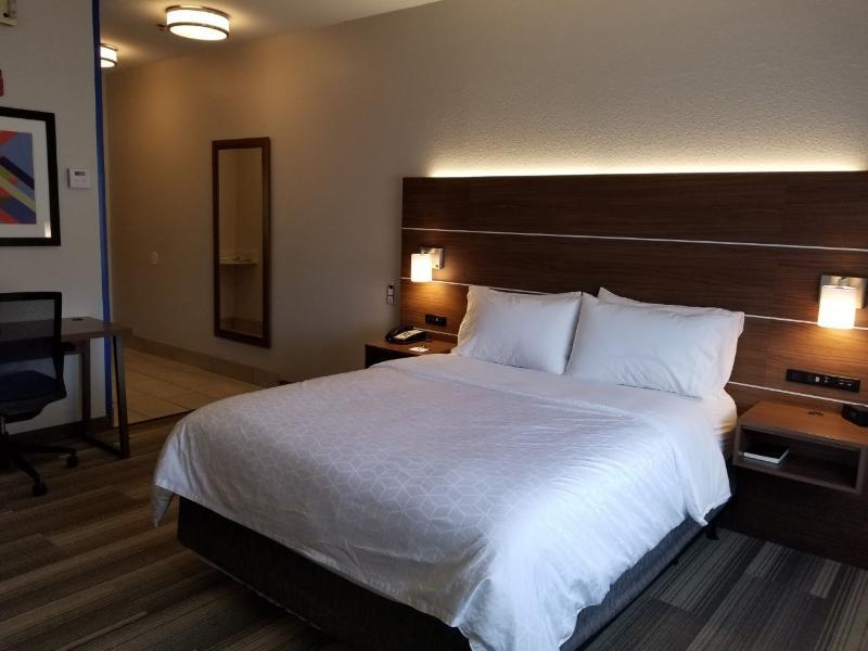 Holiday Inn Express Winfield - Teays Valley Hurricane Kültér fotó