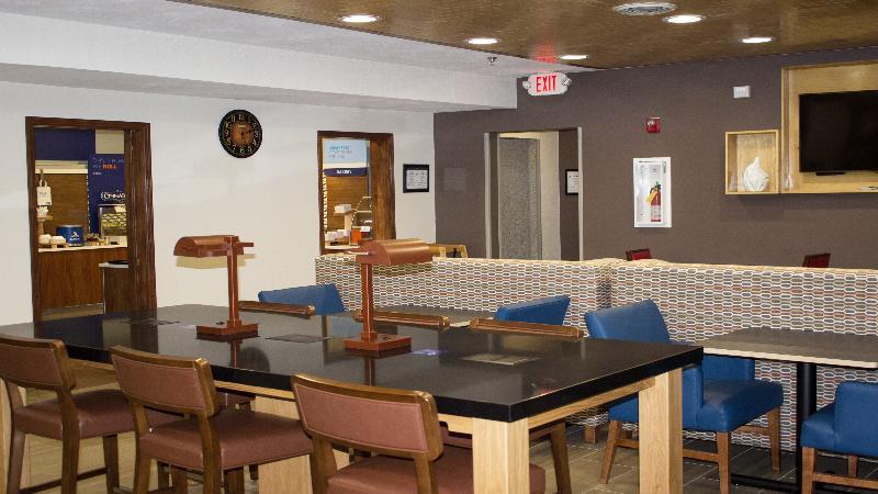 Holiday Inn Express Winfield - Teays Valley Hurricane Kültér fotó